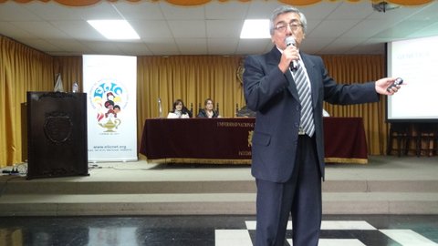 LIMA Seminario alimentacion2 2015